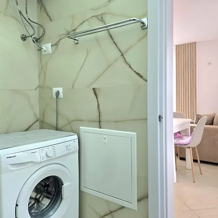 Apartmán Qerret Happy 096 Golem (Tirana)